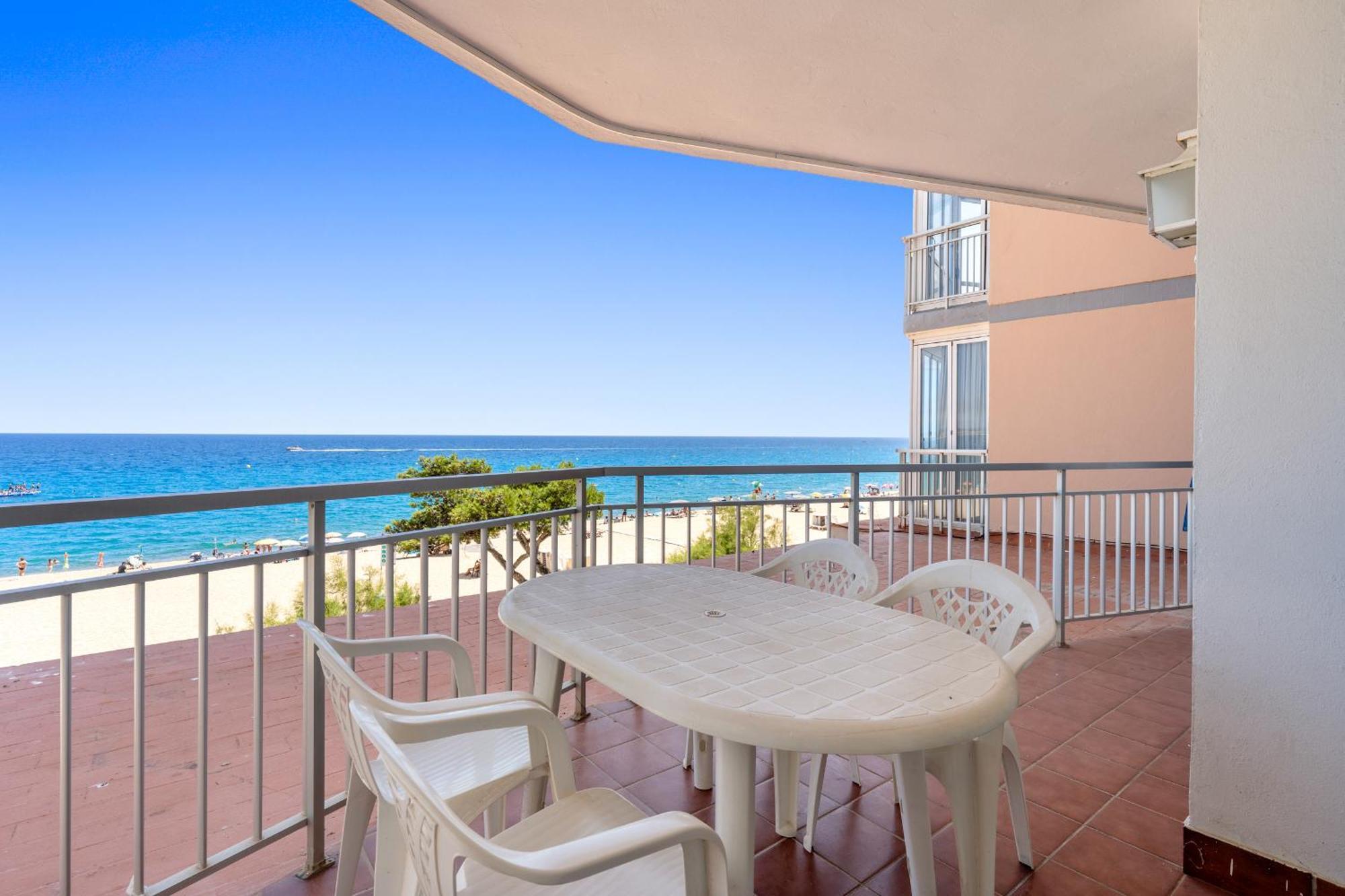 Hauzify I Apartament Cannes Platja d'Aro Esterno foto